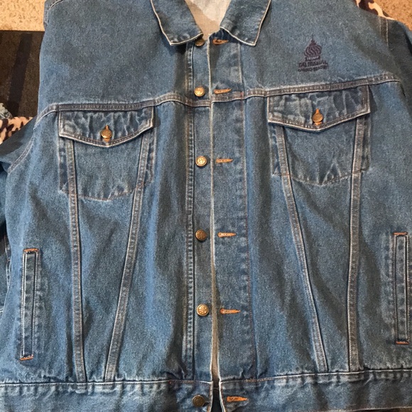 Trump Tai Mahal Casino-Resort Denim Jacket!!! - Picture 3 of 4